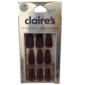 Press On Nail Vegan Faux Nail Set - 24 Pack glue included. Claire’s burgundy New